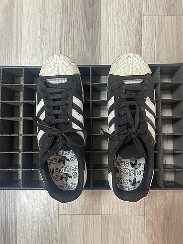 Adidas superstar