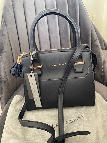 Laura Ashley çanta