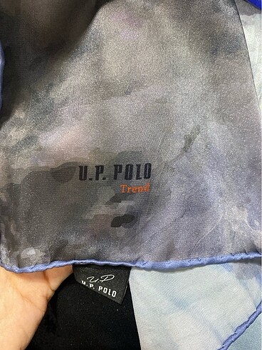 Beden Polo eşarp