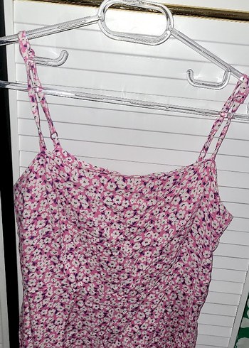 LC Waikiki Pembe Çiçekli İnce Askılı Midi Elbise
