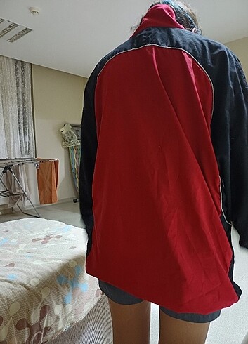 l Beden Kırmızı ceket 