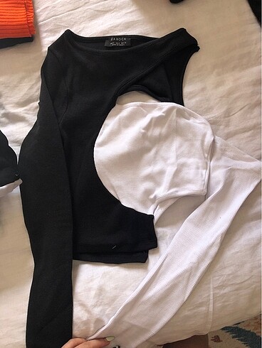 Diğer Siyah beyaz asimetrik bluz