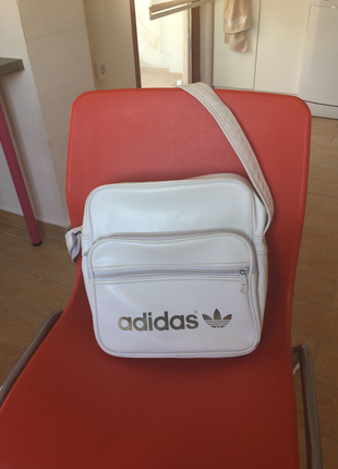 Orjinal beyaz adidas canta