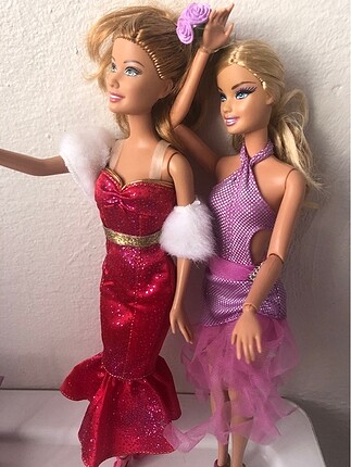 Sağdaki Barbie