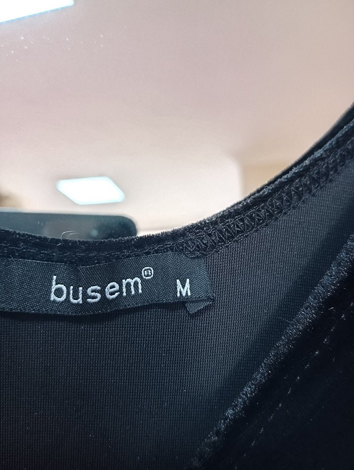 Siyah V Yakalı Midi Gotik Elbise - Görsel 3