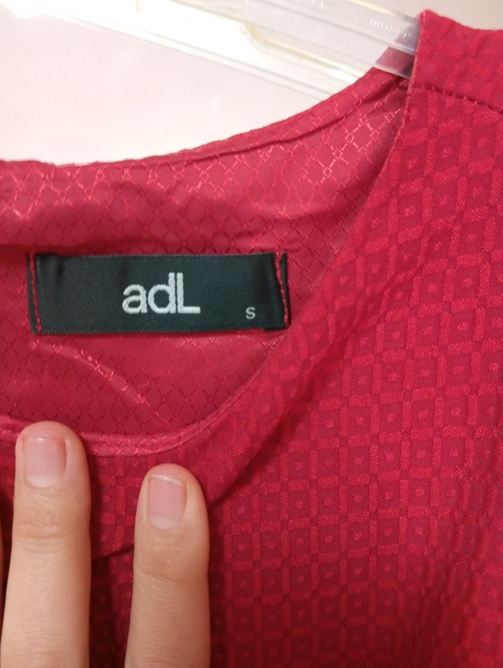 Kırmızı Kemerli Kolsuz Midi Elbise - Görsel 2