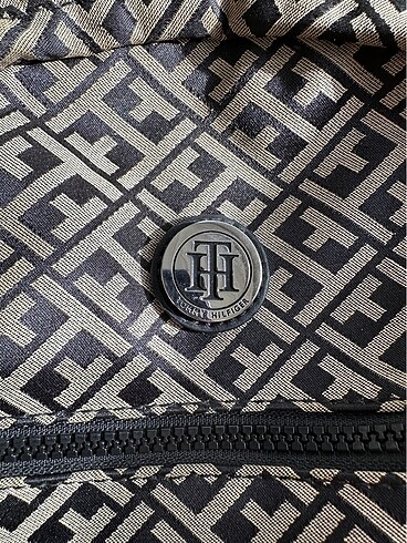 Beden Orjinal tommy hilfiger çanta