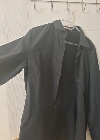 LC Waikiki Düğmeli Siyah Kadın Gömlek