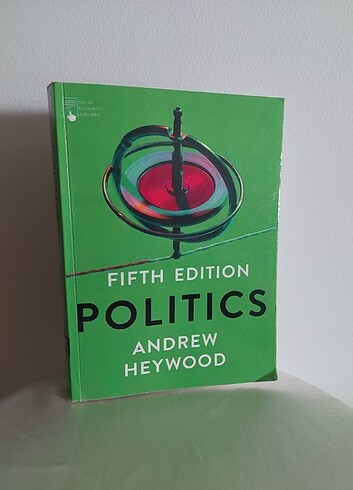 Politics 5.Edition Andrew Heywood