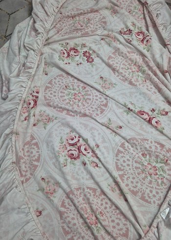 Pembe Desenli hali örtüsü