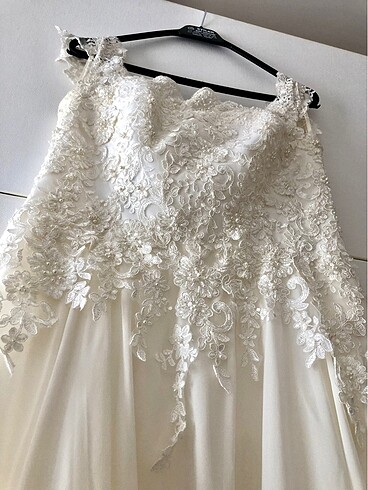Pronovias Pronovias incili fransız dantelli Gelinlik