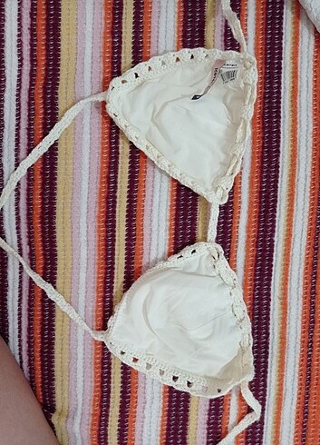 34 Beden Bikini üstü