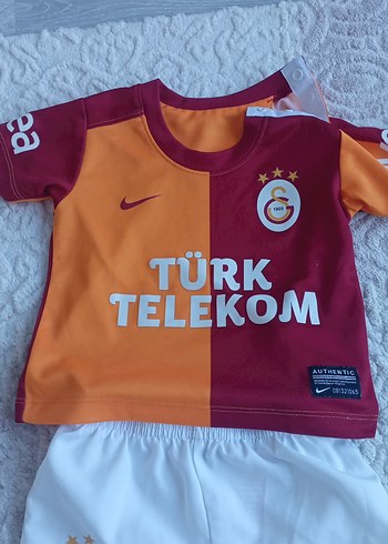Nike Galatasaray Kısa Kollu Çocuk Forma Takımı
