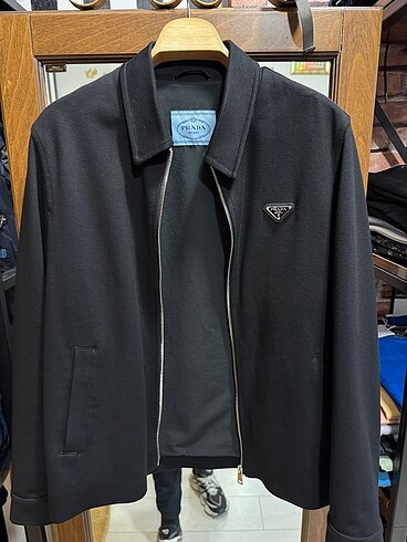 Prada Polo Yaka Ceket/Mont