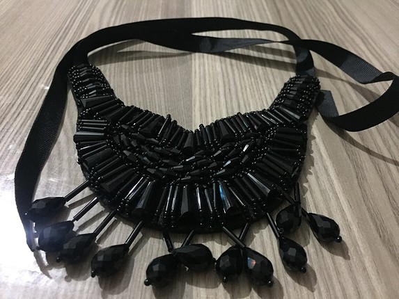 Taşlı kolye
