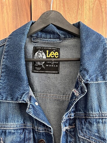 Lee Lee kot ceket