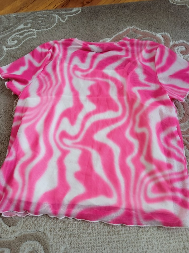 Kızlar için Pembe Batik Desenli Kısa Kollu Tişört - Görsel 3