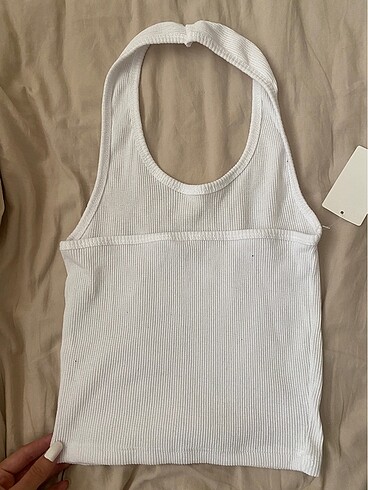 Zara Sırtı açık crop