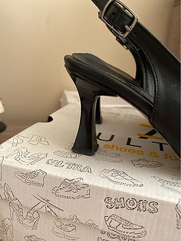 Nine West Deri topuklu ayakkabı
