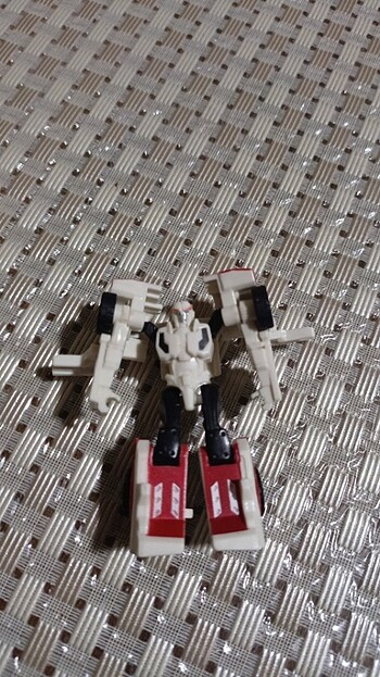 Transformers mini dönüşebilen araba bu fiyata kaçmaz 