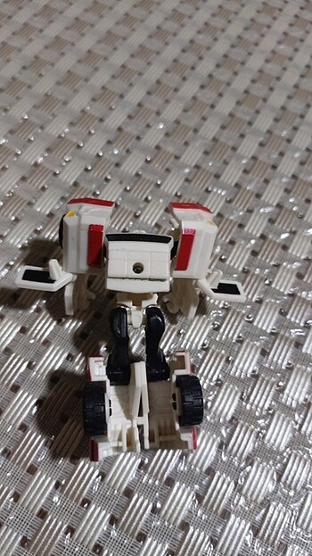  Beden Transformers mini dönüşebilen araba bu fiyata kaçmaz 