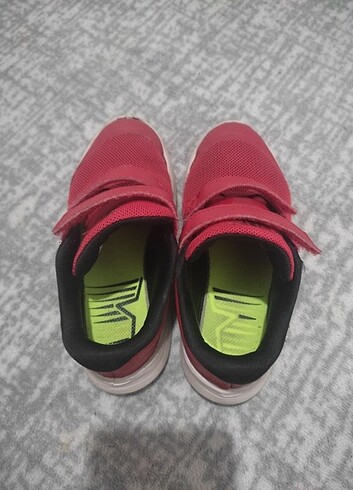 27 Beden Kırmızı nike spor ayakkabı