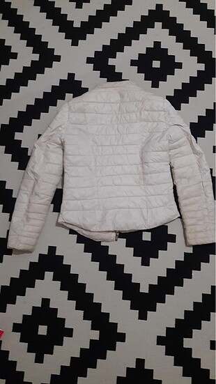 Bershka Şişme mont