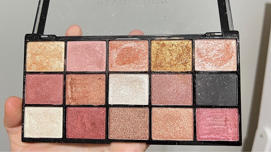 Beden Renk Revolution Reloaded Palette Affection Far Paleti