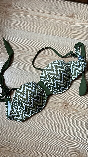 Yeşil destekli bikini üstü 36 beden