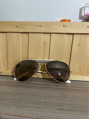Rayban güneş gözlüğü