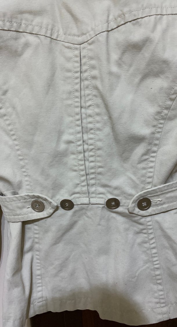 Düğmeli Bej Kadın Ceket - Görsel 4