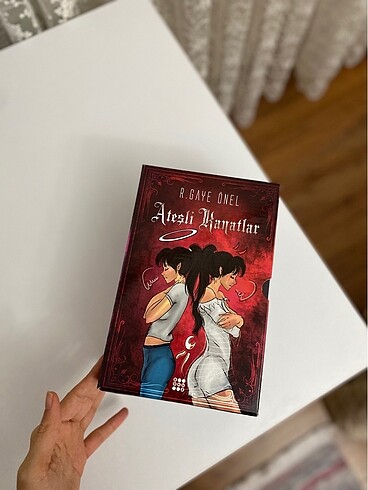 Beden Ateşli kanatlar serisi