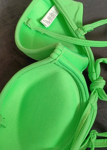 Yeşil Strappy Bikini Üstü - Görsel 6