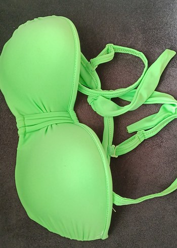 Yeşil Strappy Bikini Üstü - Görsel 3