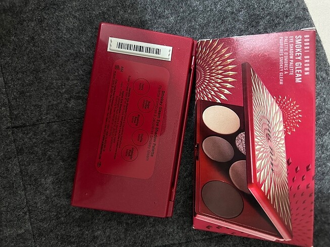 Beden Bobbi Brown smokey gleam far paleti