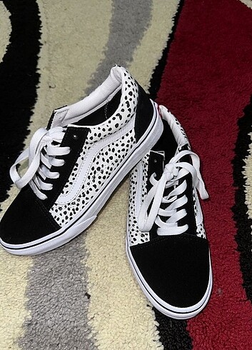 36,5 Beden Vans Spor Ayakkabı