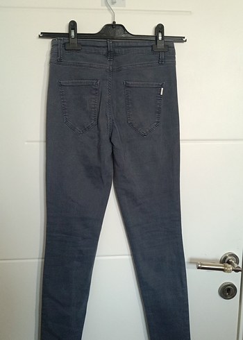27 Beden Gri Kadın Denim Pantolon