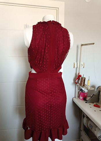38 Beden Bordo Nakışlı Fırfırlı Mini Elbise