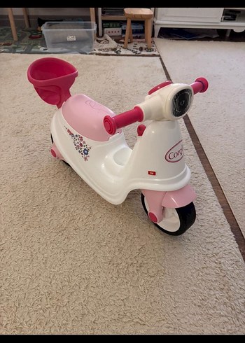 Smoby Corolla marka motor bisiklet
