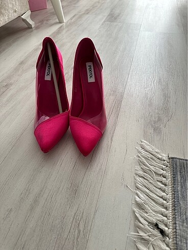ipekyol Topuklu şeffaf detaylı stiletto