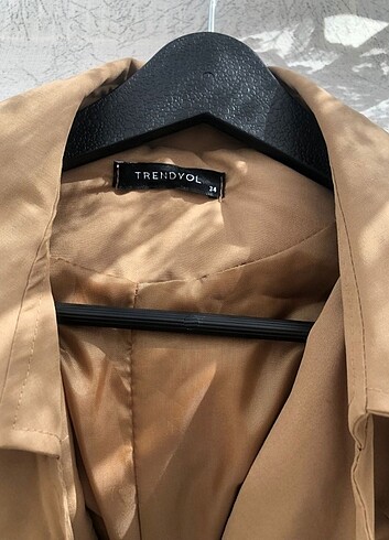 Trendyol & Milla Trenchcoat