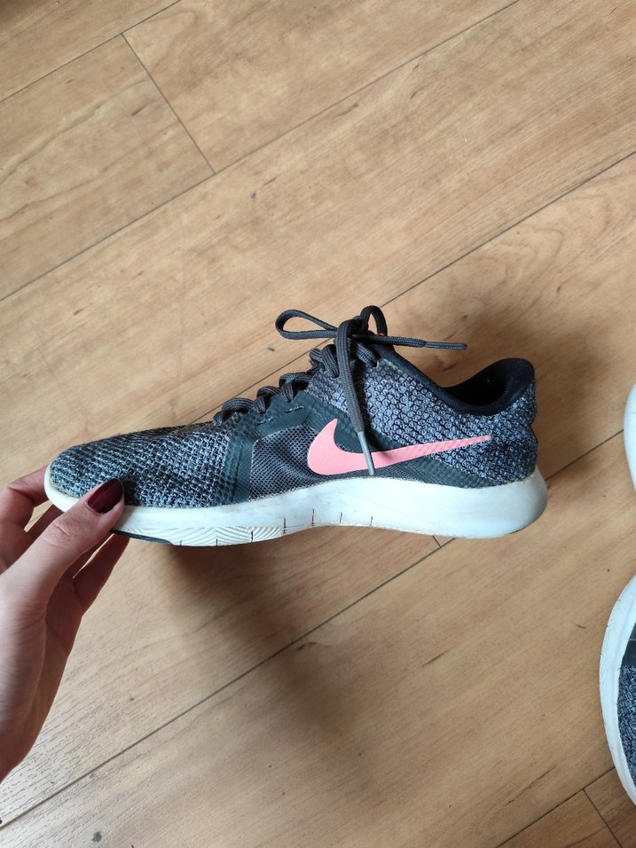 Gri Bağcıklı nike Kadın Spor Ayakkabı - Görsel 3