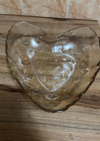 Bej Kalp Şekilli Cam Kase - Görsel 2