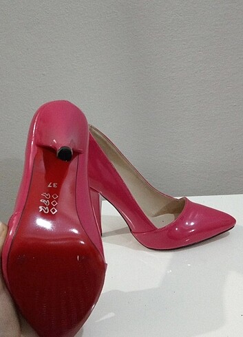 Diğer rugan fuşya stiletto