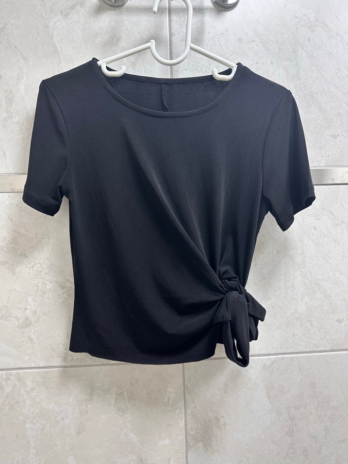 Kısa Kollu Siyah Mini Bluz - Görsel 2