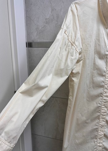 Düğmeli Beyaz Keten Kadın Gömlek - Görsel 4