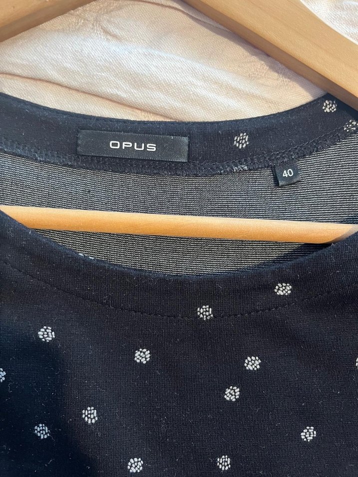 Opus Siyah Piliseli Midi Kolsuz Elbise - Görsel 5