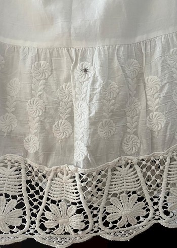 Bershka Dantel Detaylı Bohem Beyaz Midi Etek - Görsel 3