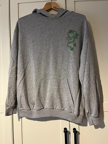 Ejderha Baskılı Swwatshirt