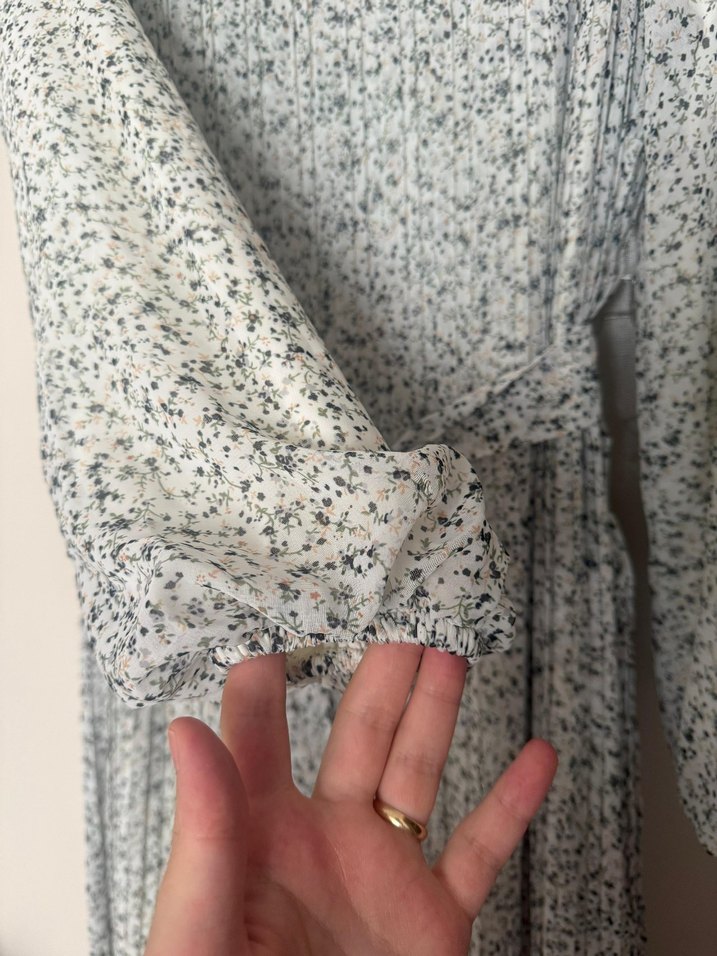 Tesettür pileli elbise - Görsel 4